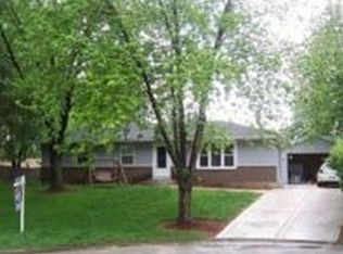 142 Laurie Ln, Oswego, IL 60543