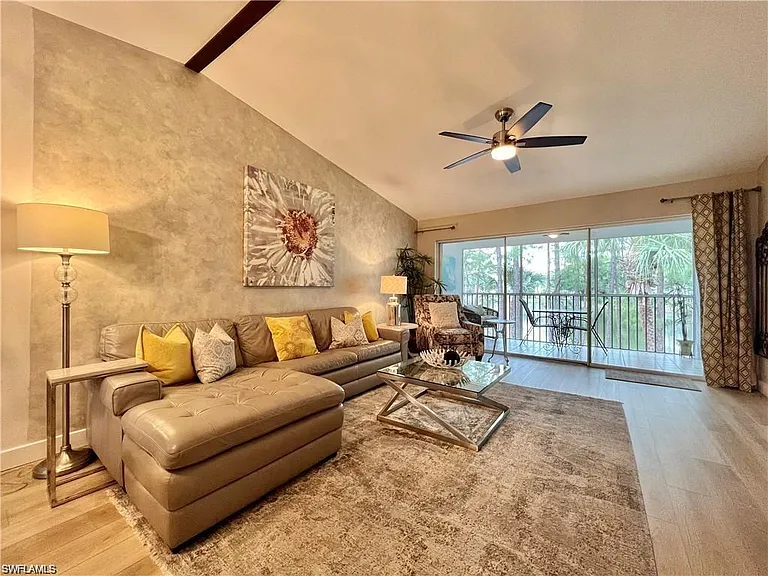 1120 Sarah Jean Cir #B-205 — Photo 5