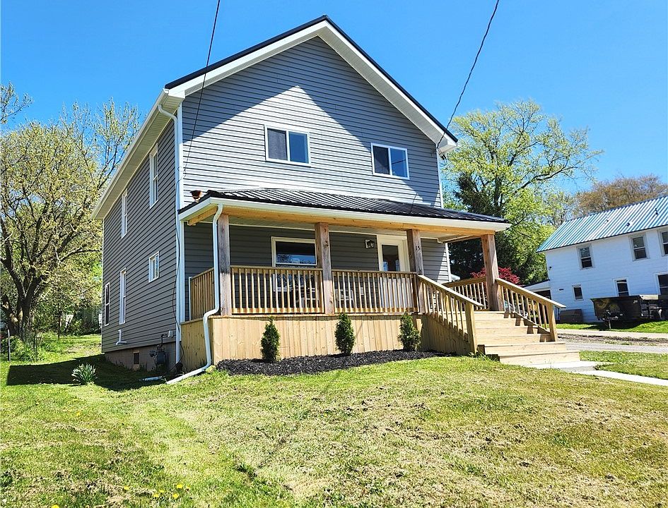 1st image of 15 Oak St