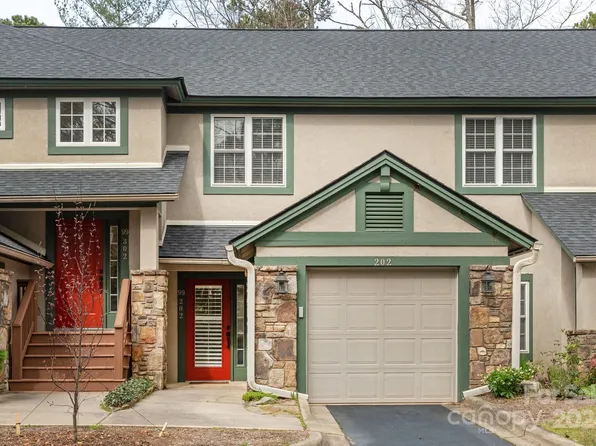 99 Ridgetop Cir Unit 202, Brevard, NC 28712
