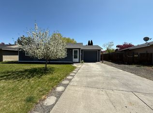 1656 SW 34th St, Redmond, OR 97756