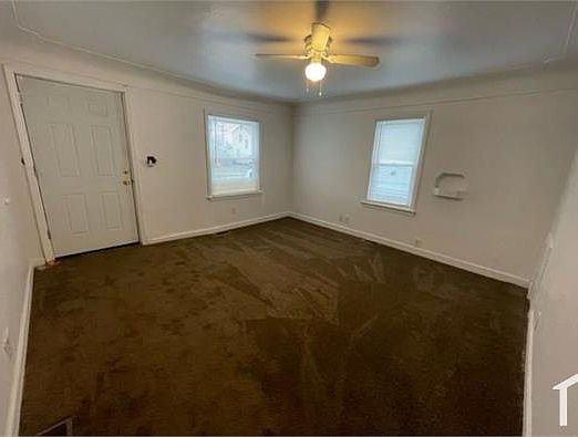 3rd image of 8082 Packard Ave #8082