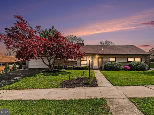 907 Allen St, New Cumberland, PA 17070