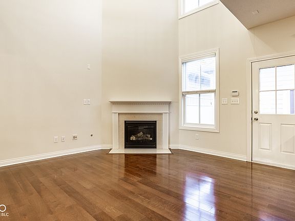 3rd image of 2616 Alcott St