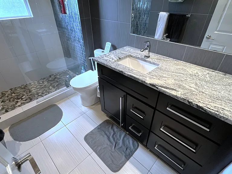 304 N Keech St #1 — Photo 23