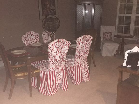 Formal dining/living