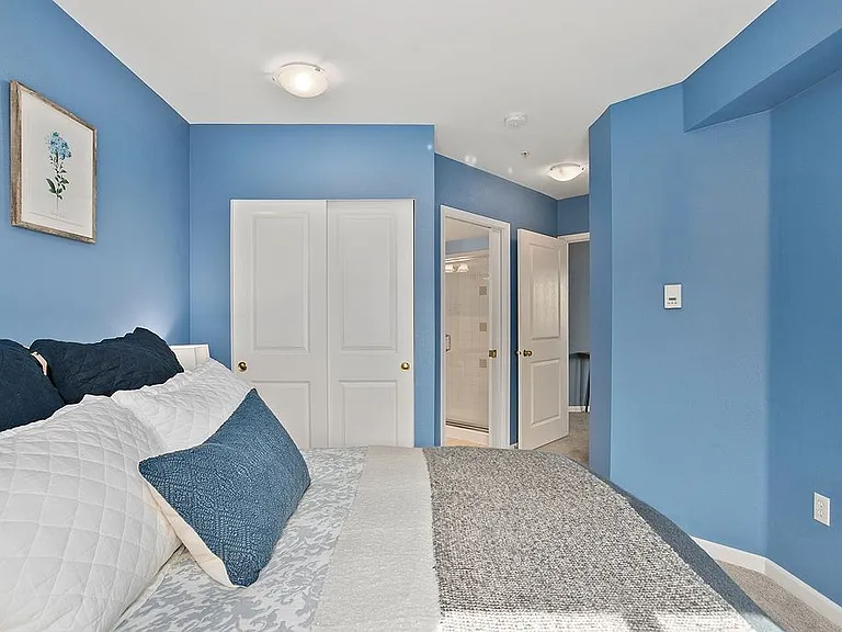 Primary bedroom with en-suite primary bathroom