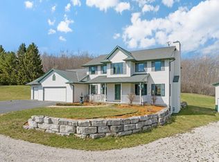 5660 Gordon Rd, Sturgeon Bay, WI 54235