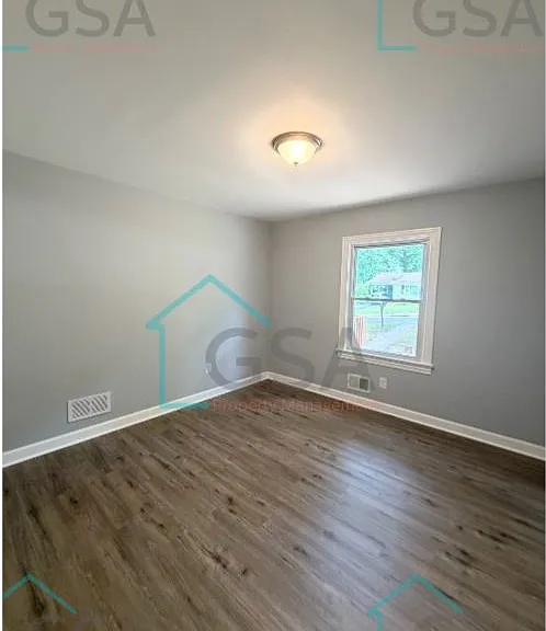 15 Penrose Ave — Photo 23