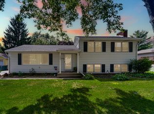 1803 Valparaiso St, Valparaiso, IN 46383