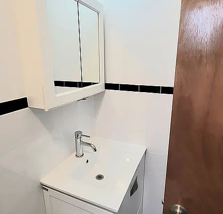 4th image of 270 Empire Blvd APT 1B