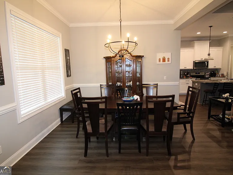 28 Redington Dr — Photo 2