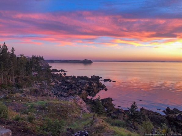 868 Fundy Dr, Campobello Island, NB E5E 1X5