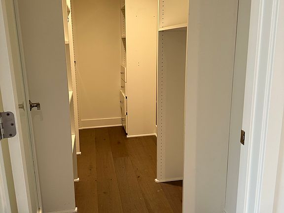 3rd image of 8417 Blackburn Ave #201