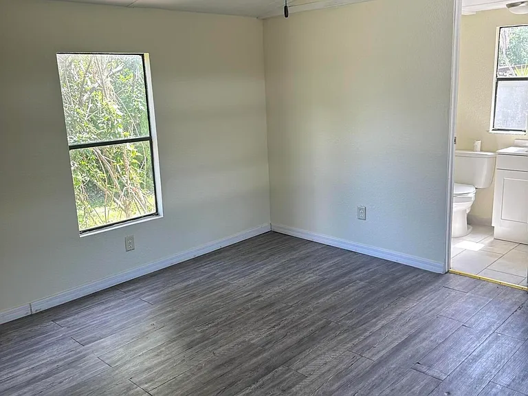 4810 Lake Michigan Ave — Photo 15