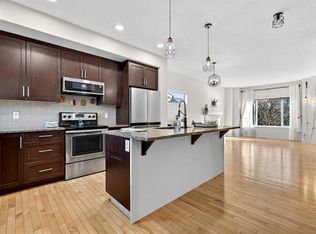 345 Mahogany Blvd SE, Calgary, AB T3M 1V1