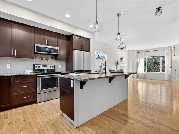 345 Mahogany Blvd SE, Calgary, AB T3M 1V1