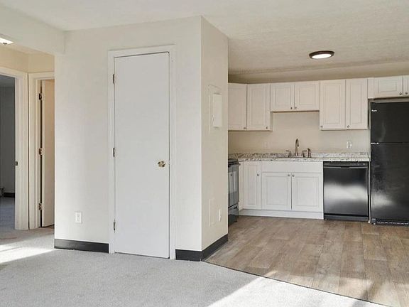 2nd image of 35 Log St APT 3D