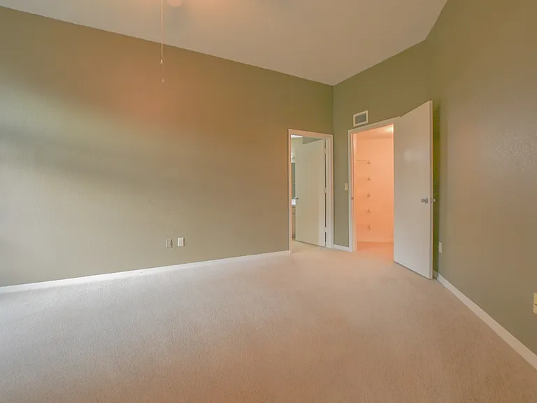 7270 Westpointe Blvd #920 — Photo 36