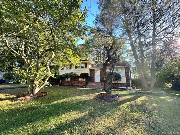 12 Dwight Avenue, Spring Valley, NY 10977