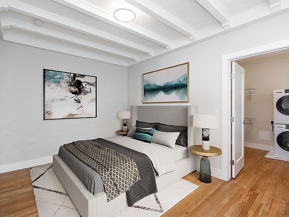 4th image of 2222 Leavenworth St APT 202