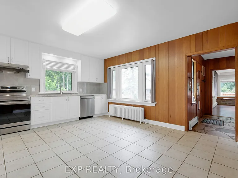 5373 Aurora Rd — Photo 4