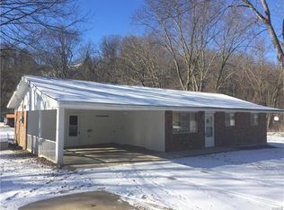 6020 Ozark Dr, High Ridge, MO 63049