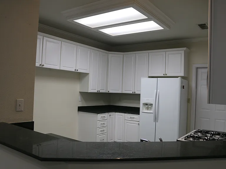 629 Park Place Dr — Photo 10