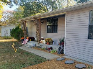 1317 Valleywood Dr, Paris, TN 38242