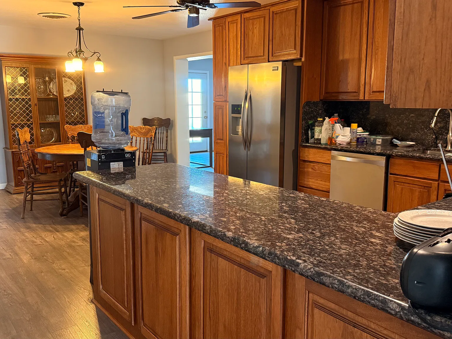 3 bed, 1661 sqft, $2,427 — Photo 4
