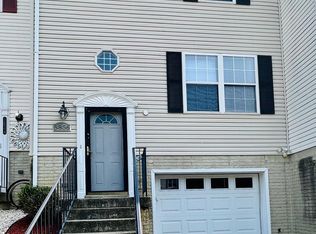 5836 Everhart Pl, Fort Washington, MD 20744