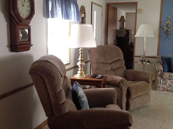 2nd image of 17100 Tamiami Trl Lot 111
