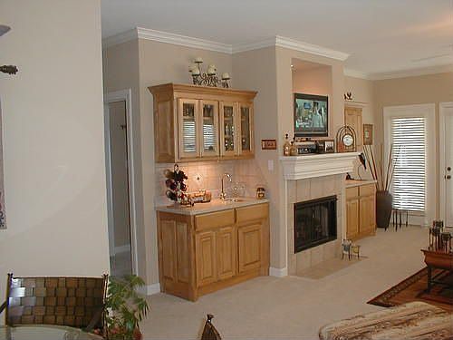 5th image of 134 Catalina Cir