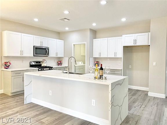 4th image of 10513 Cerotto Ln