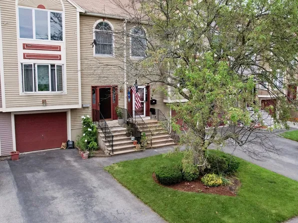 88 Dana Ave, Worcester, MA 01604