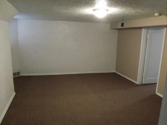 1 bed, 500 sqft, $695 — Photo 2