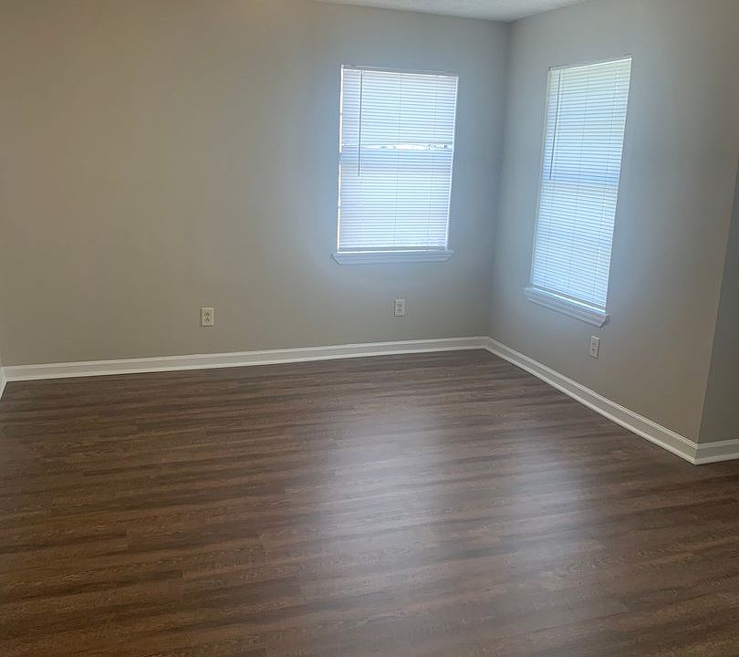 1st image of 2724 20th Ave N APT D