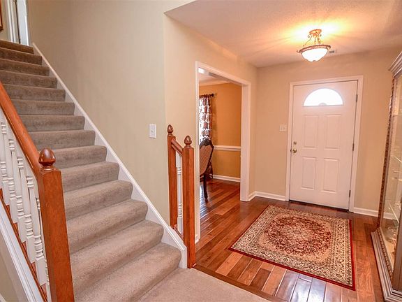2nd image of 8565 Bay Orchard Ln