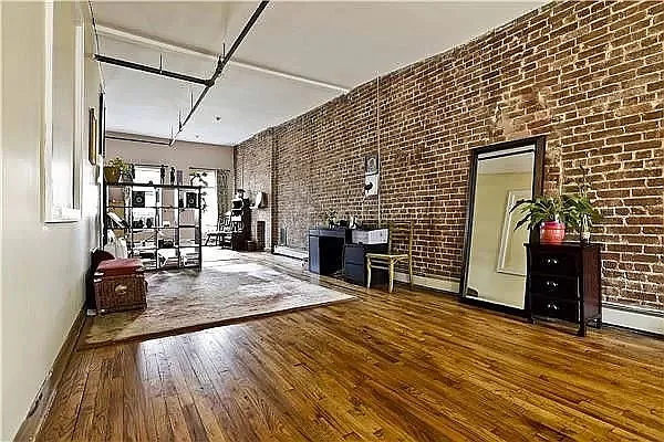 Rented by New York Casas Ltd. | media 1