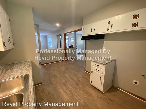 5th image of 1342 Bennington Dr