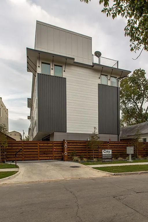 Building Photo - 5816 Lindell Ave #2