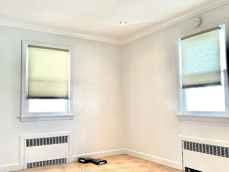 336 Scranton Ave #1 — Photo 13