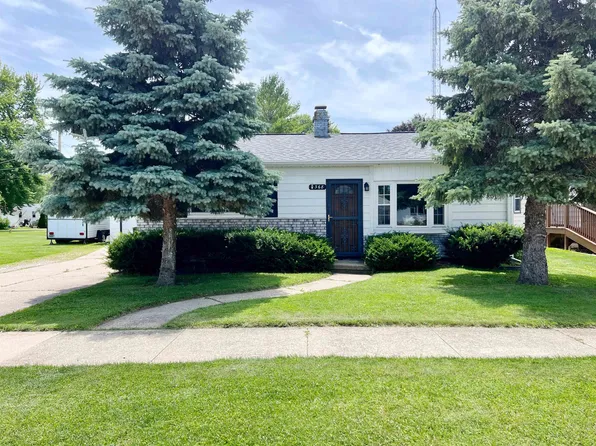 368 Arlington Ave, Fond Du Lac, WI 54935