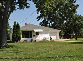 589 N Harmony St, Medina, OH 44256