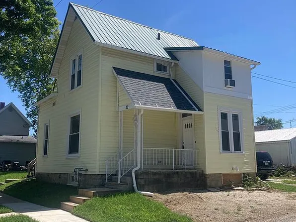 32 Rebecca St, Tiffin, OH 44883