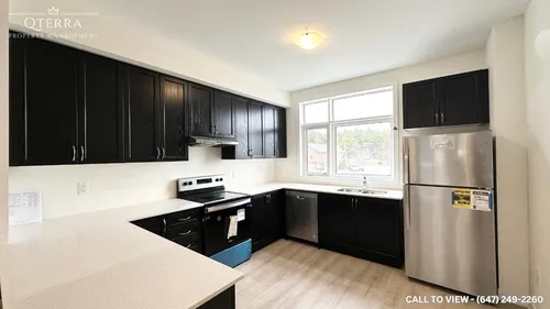 1695 Dersan St Photo 1