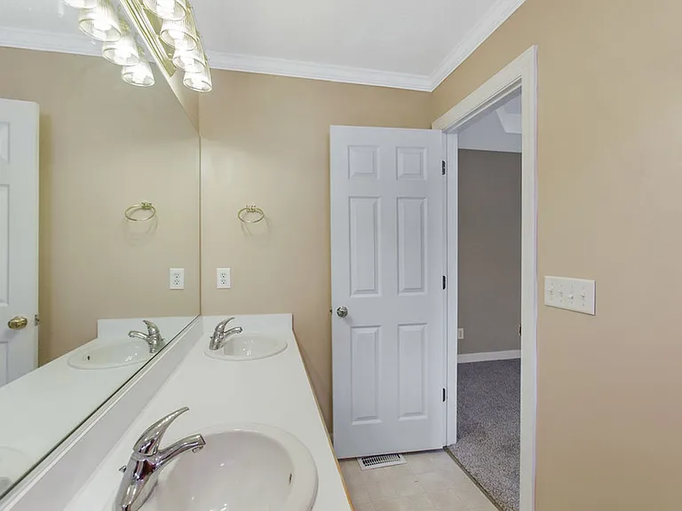 540 Hunter Way — Photo 19
