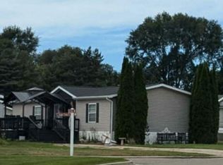 1315 Sugar Tree Blvd, Caro, MI 48723