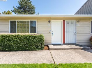 2288 NE Hogan Dr, Gresham, OR 97030