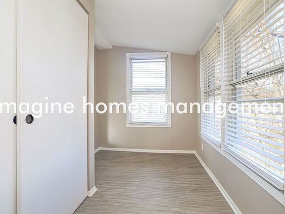 3rd image of 119 Vale Ave